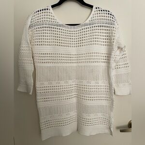Old Navy White Sweatshirt with Textured Knit Design
